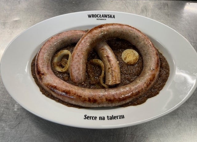 <p>Potrawa zwana dumny Henryk na cześć hojnie obdarzonego przez naturę kobieciarza</p>