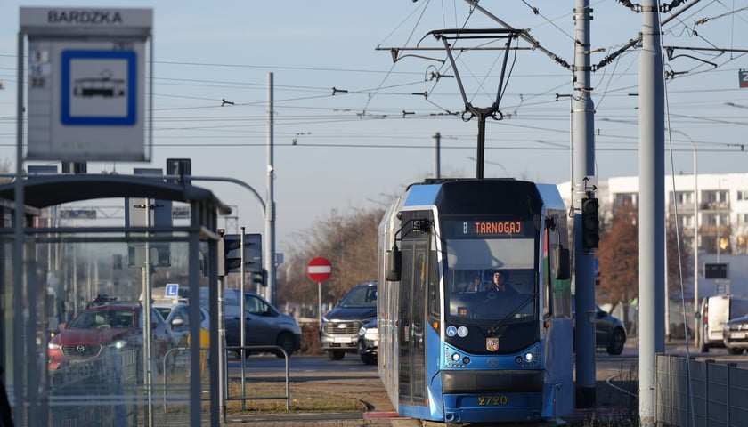 Tramwaje ruszyły na Tarnogaj. Na zdjęciu linia numer 8 w drodze na "Tarnogaj" 
