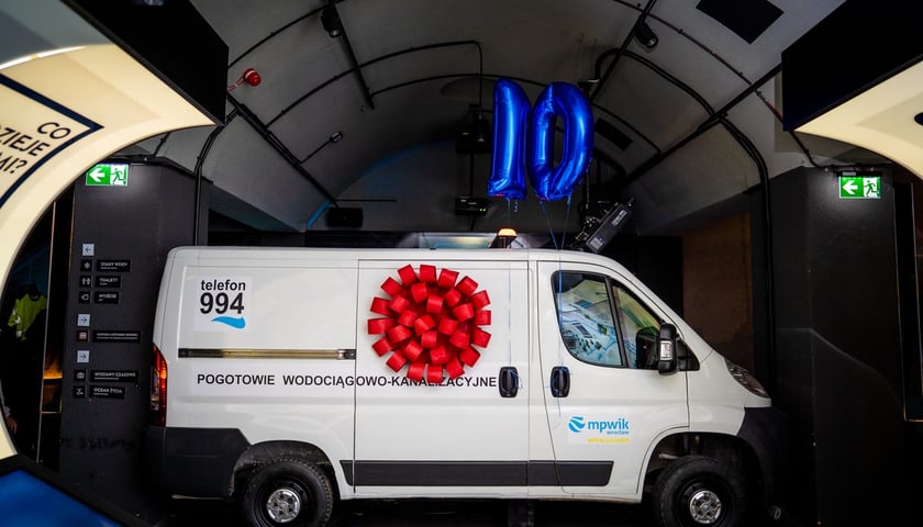 Multimedialny woz MPWiK w Hydropolis