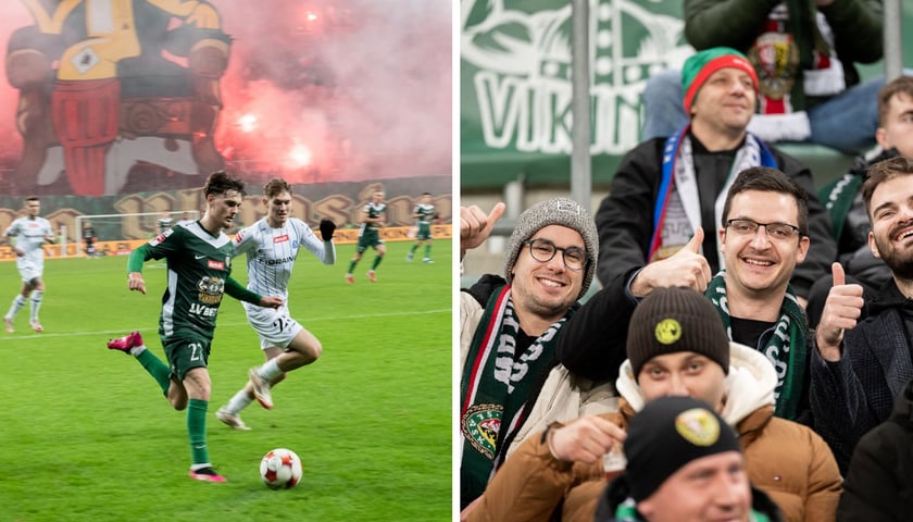 Zdjęcie dzielone na pół: po lewej stronie dwaj piłkarze w trakcie gry na boisku. Mecz Śląsk Wrocław - Stal Rzeszów; po prawej - kibice na trybunach na Tarczyński Arena.