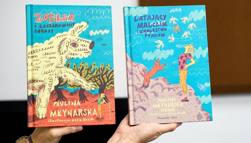 Na zdjęciu okładki dwóch książek, które można wygrać w konkursie