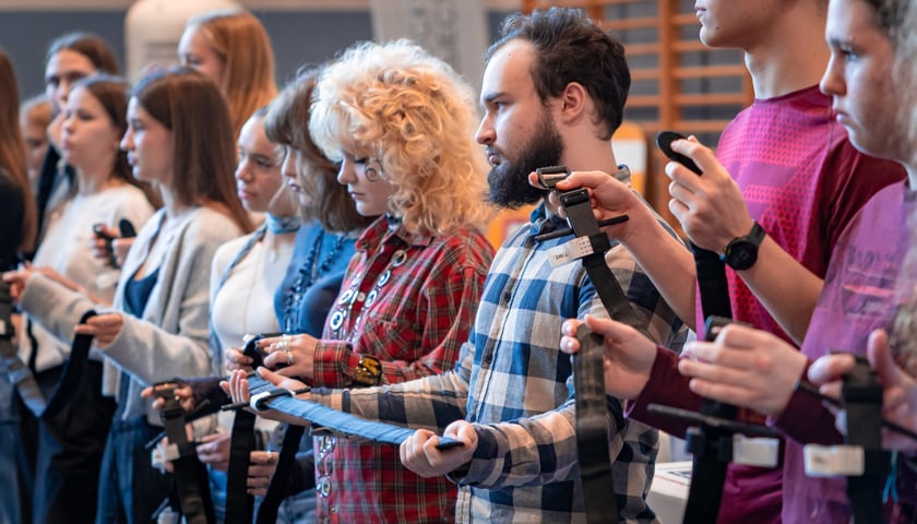 Bezpieczny Wrocław w szkołach. Pierwsze szkolenie w V LO przy ul. Kuronia, 10.12.2025