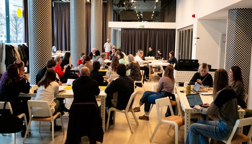 Uczestnicy warsztatów poprzedzających Placemaking Week Europe we Wrocławiu