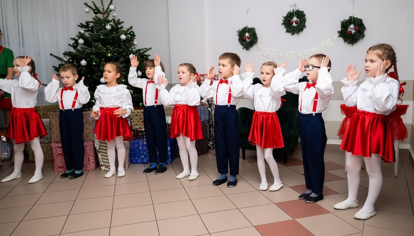 Finał akcji „Listy do Świętego Mikołaja” w DPS przy ul. Rędzińskiej we Wrocławiu