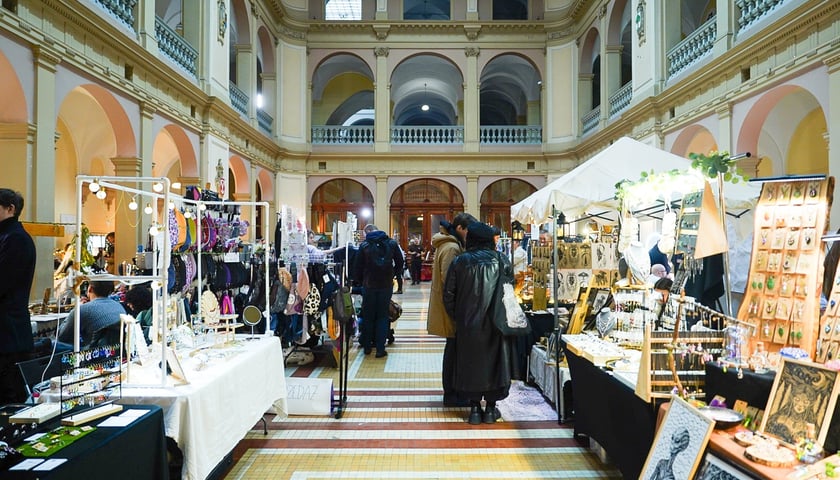 Targi Unikat&oacute;w w Auli NOT we Wrocławiu