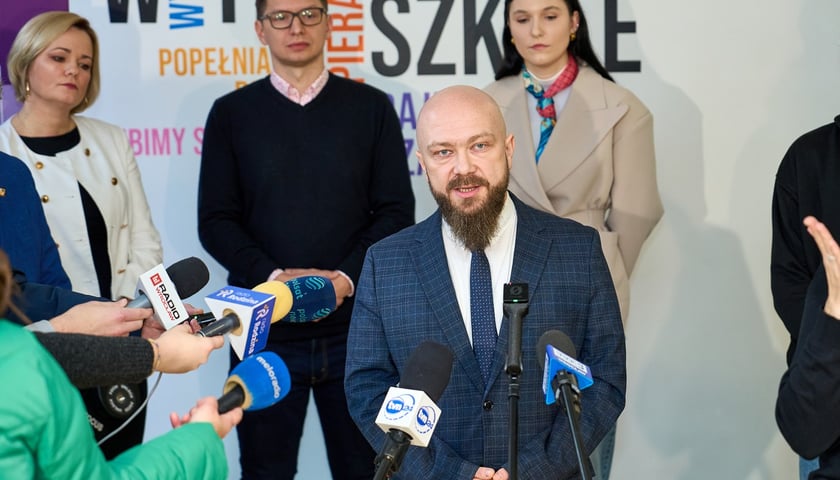 Paweł Kaczmarek, dyrektor Szkoły Podstawowej nr 83 we Wrocławiu