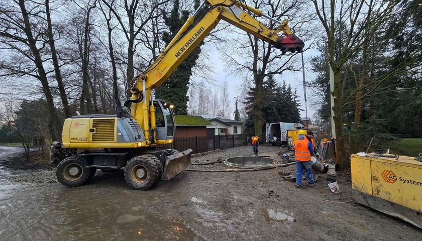 Budowa kanalizacji na Kłokoczycach, grudzień 2025.