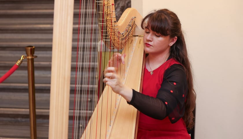 <p>Uroczystość odsłonięcia popiersia prof. Alzheimera w Ratuszu</p>