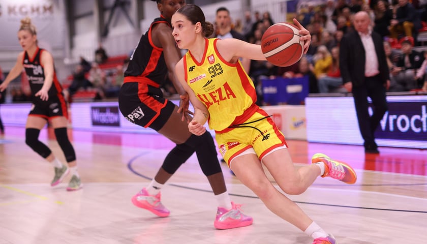 Zdjęcia z meczu Ślęza Wrocław - Energa Toruń - 27.12.2025 r.