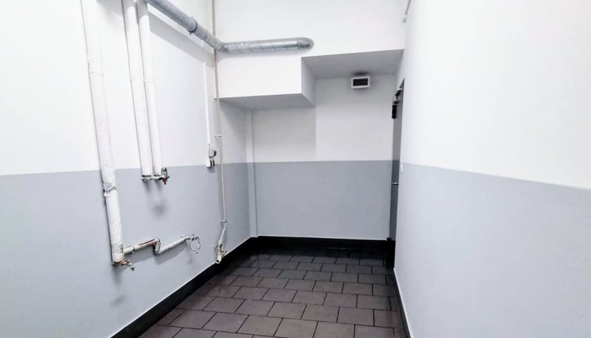 Wnętrze budynku TBS Wrocław przy ul. Brzozy po remoncie