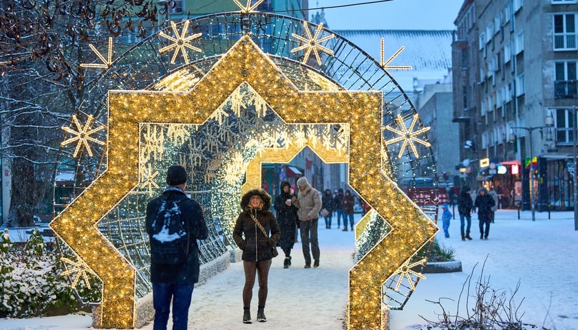 Stare Miasto we Wrocławiu pod śniegiem 31 grudnia 2025