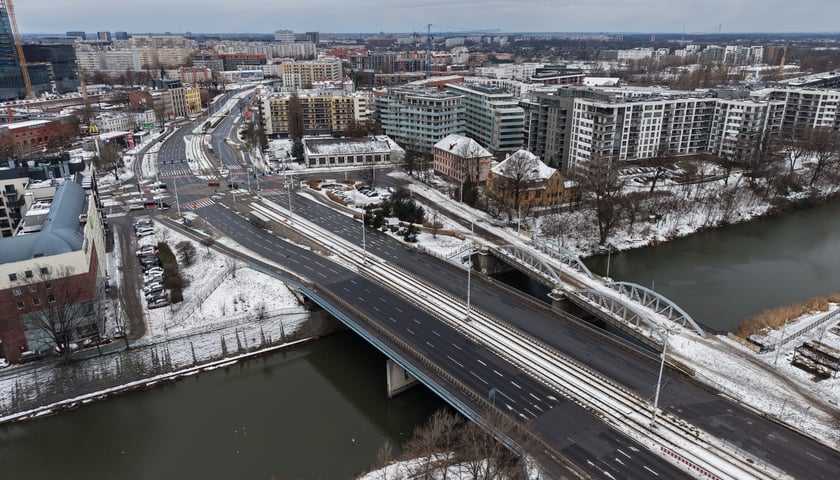 Opustoszały Wrocław w noworoczne przedpołudnie 1 stycznia 2026 roku