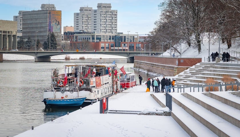 Zimowy niedzielny poranek 4 stycznia 2026 roku