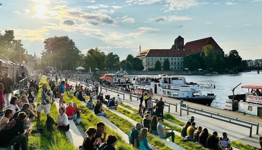 Gastro Miasto na bulwarze Dunikowskiego