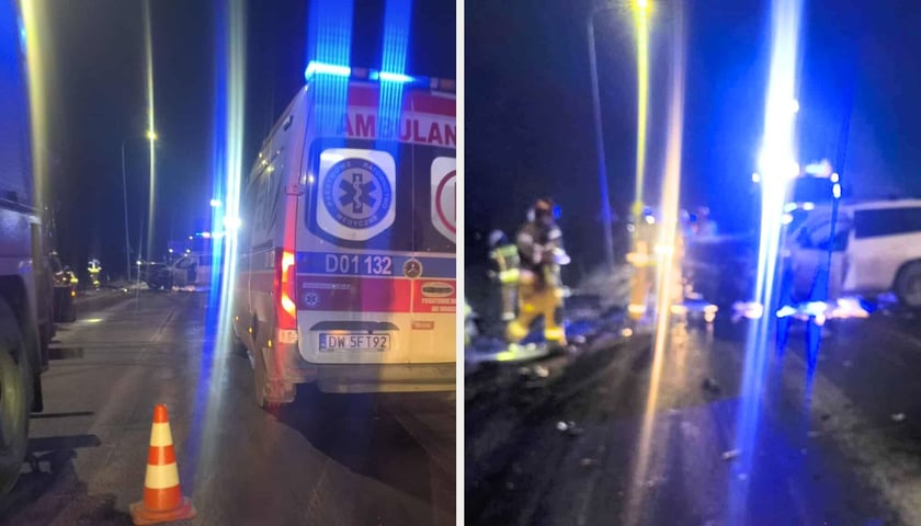 Karetka pogotowia i wypadek w Magnicach na DK8