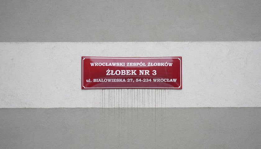 Budynek żłobka przy ul. Białowiejskiej 27