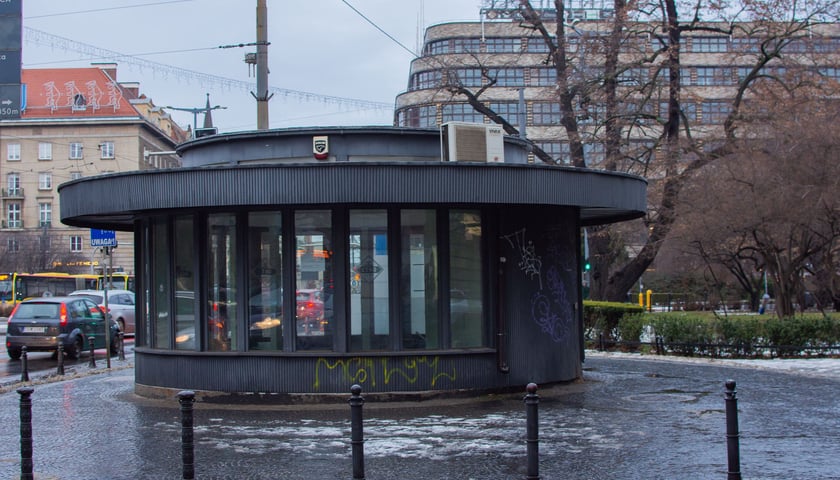 Kiosk „Okrąglak” na pl. Kościuszki we Wrocławiu