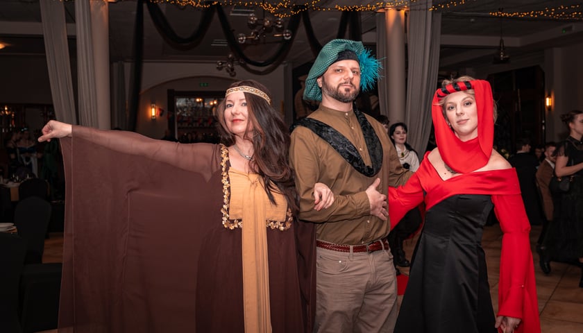 Studniówka Liceum Sztuk Plastycznych im. Stanisława Kopystyńskiego we Wrocławiu, 16.01.2026 r.