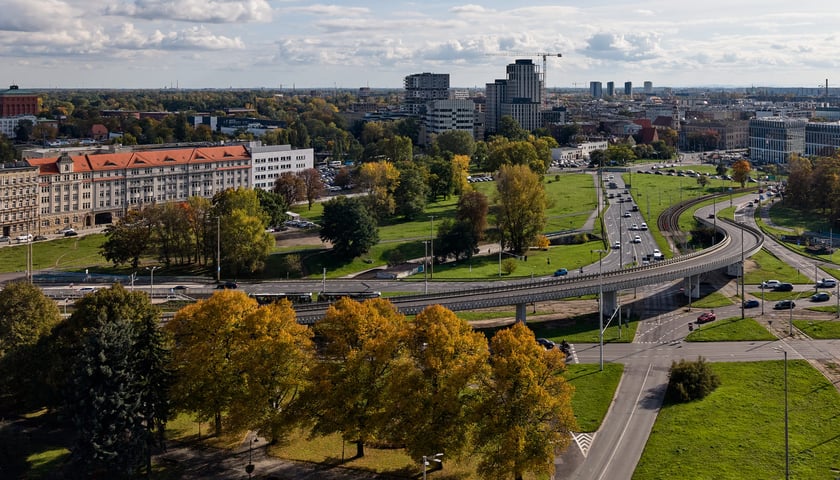 Estakada na Placu Społecznym, widok z drona 