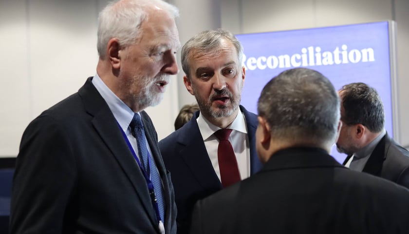 Delegaci z Polski i Niemiec otworzyli w Parlamencie Europejskim w Strasburgu (Francja) wystawę „Pojednanie dla Europy” przygotowaną przez wrocławskie Centrum Historii Zajezdnia