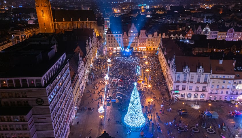 Wrocławski Rynek podczas Światełka do Nieba