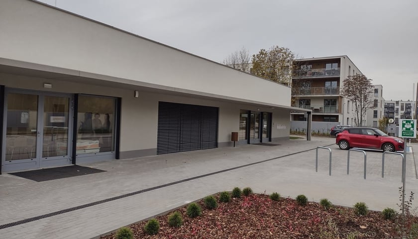 Budynek żłobka i biblioteki przy ul. Sołtysowickiej we Wrocławiu