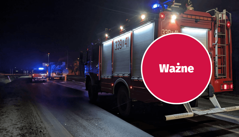 Samochody straży pożarnej, w kółku napis "ważne"