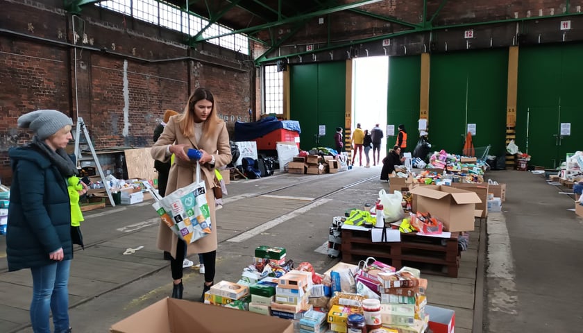 Zbiórka darów dla uchodźców z Ukrainy, Czasoprzestrzeń przy ul. Tramwajowej 1-3