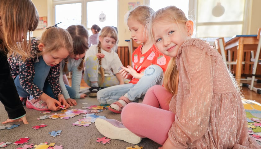 Dzieci z Przedszkola nr 149 Tęczowa Polanka przy ul. Obornickiej we Wrocławiu