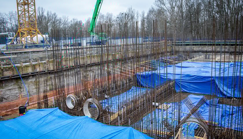 Budowa zbiornika wody czystej za 88 mln złotych - zbrojenia