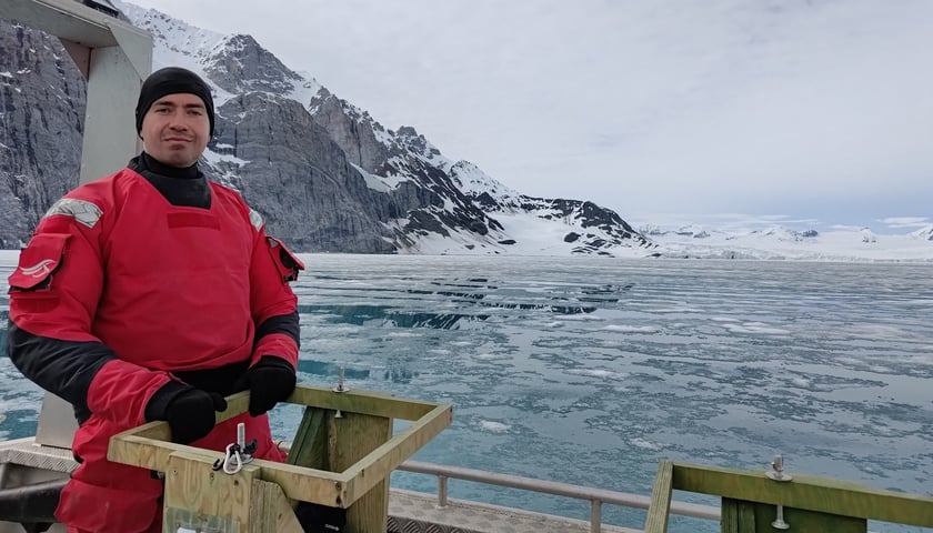 Piotr Niedźwiecki, Wrocławianin, uczestnik 48. Wyprawy Polarnej do Polskiej Stacji Polarnej Hornsund na Spitsbergenie