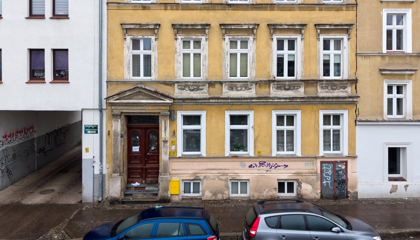 Kamienica Żeromskiego 5 przed remontem, luty 2026