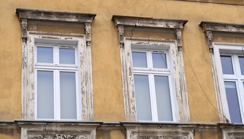 Kamienica Żeromskiego 5 przed remontem, luty 2026