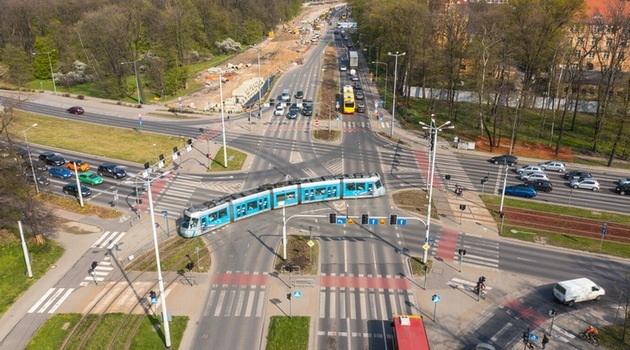 Будова трамвайної лінії через мікроайон Поповіце. Від 8 травня зміни біля Міленійного мосту