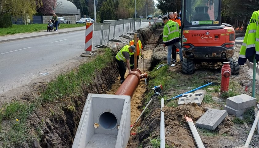Budowa chodnika - ul. Kurpiów na Ołtaszynie