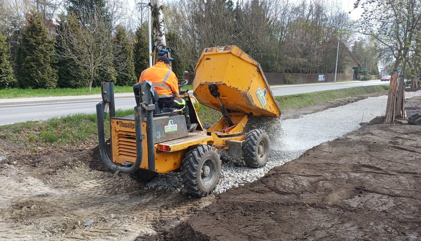 Budowa chodnika - ul. Kurpiów na Ołtaszynie