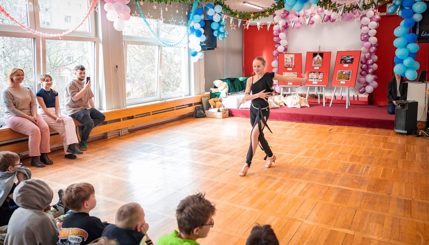 <p>Wystawa &bdquo;Wrocławskie Ekofloresy&rdquo; w Młodzieżowym Domu Kultury Fabryczna przy ul. Zemskiej</p>