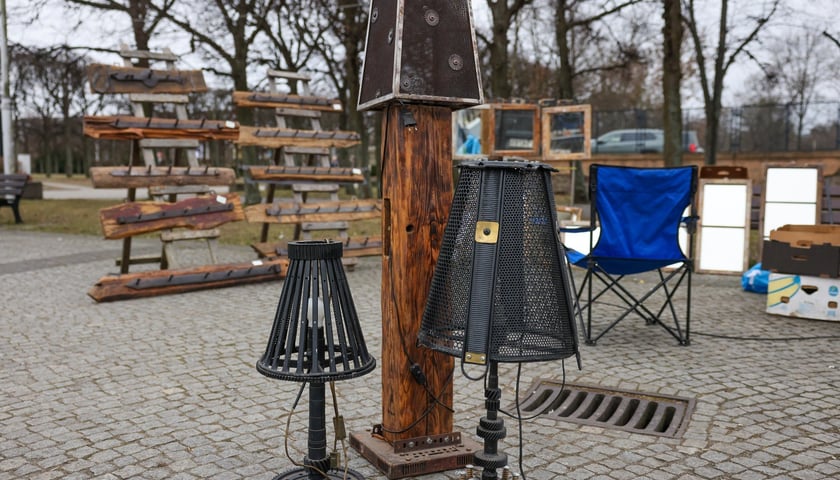 Giełda Staroci pod Iglicą przy Hali Stulecia we Wrocławiu 15 lutego 2026