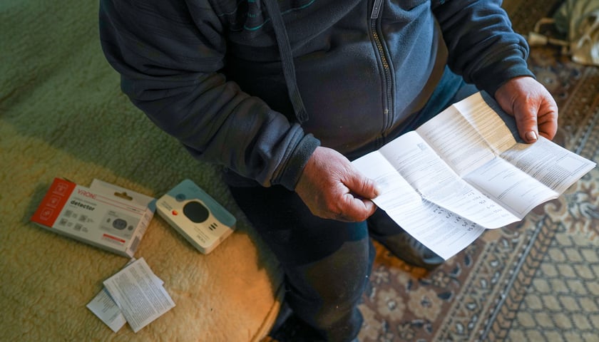 400 czujek czadu trafiło do osób potrzebujących w ramach programu Bezpieczny Wrocław.