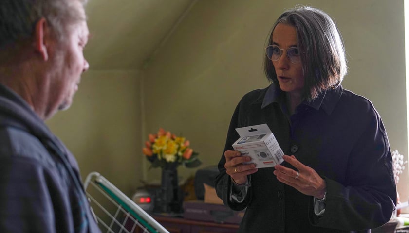 400 czujek czadu trafiło do osób potrzebujących w ramach programu Bezpieczny Wrocław.