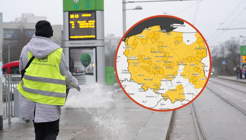 Kobieta w kamizelce ochronnej posypuje solą przystanek we Wrocławiu, mapa IMGW z ostrzeżeniami na 20-21 lutego 2026 r. 