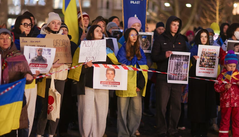 Wiec w czwartą rocznicę rosyjskiej napaści na Ukrainę. Plac Nowy Targ, 24 luty 2026