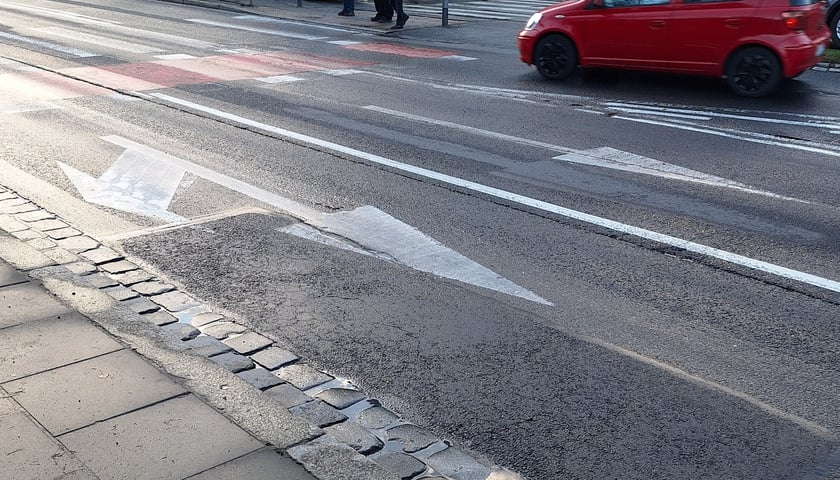 Odcinek ul. Grabiszyńskiej między Fiołkową a cmentarzem, który zostanie wyremontowany.