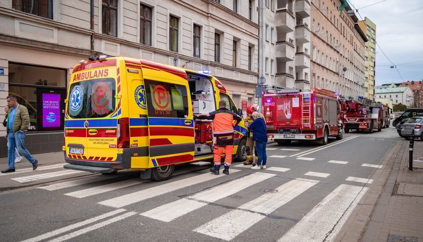 Interwencja strażaków w kamienicy przy Sępa-Szarzyńskiego