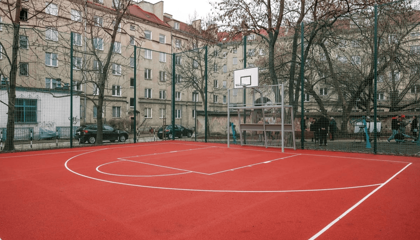 Nowe boisko od zeszłego roku - wczesnej wiosny, służy mieszkańcom