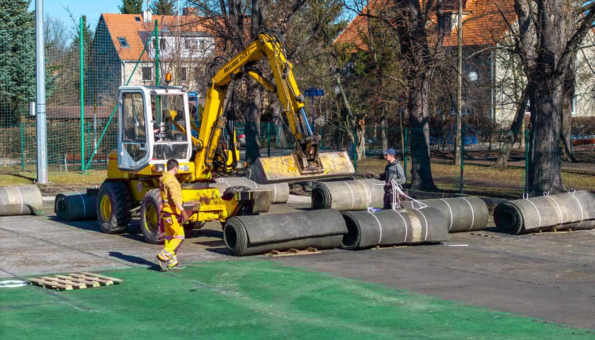 Remont boiska Spartan na Sępolnie. Wrocław, 03.03.2026
