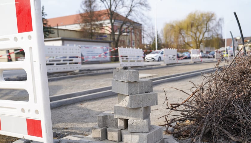 Remont nawierzchni ulicy Kiełczowskiej, prace przygotowawcze. 10.03.2026