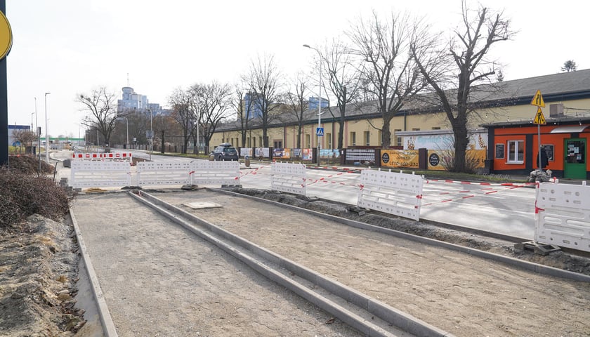 Remont nawierzchni ulicy Kiełczowskiej, prace przygotowawcze. 10.03.2026