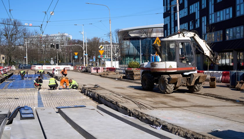Remont torowiska w rejonie skrzyżowania Glinianej z Borowską