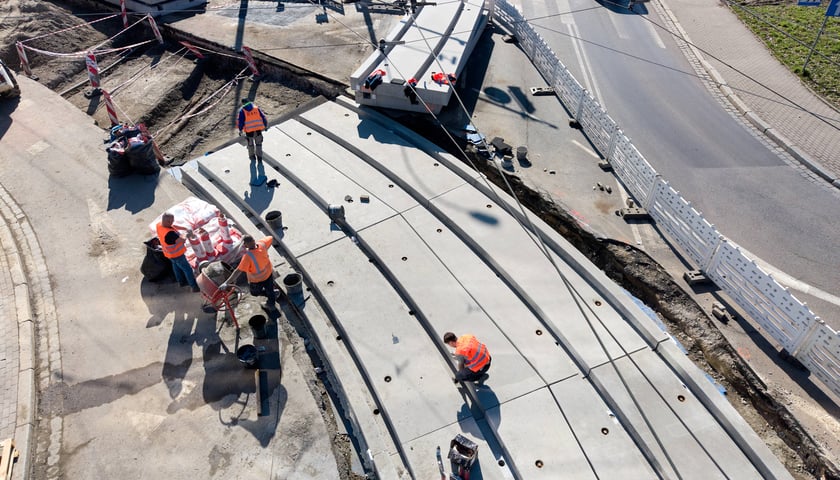 Remont torowiska w rejonie skrzyżowania Glinianej z Borowską